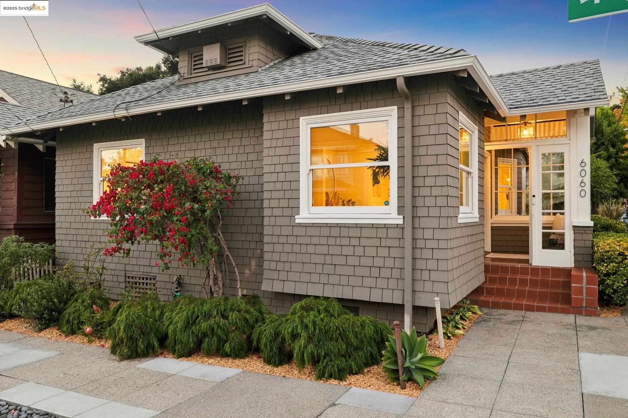 6060 Harwood Avenue, Oakland