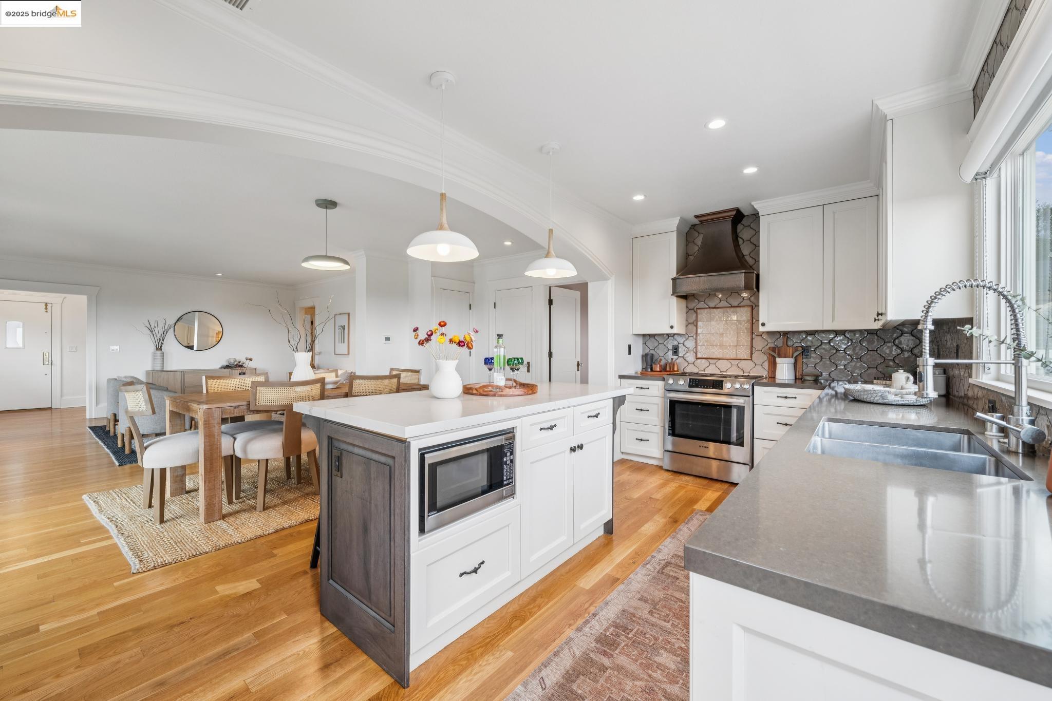 1107 Wellington St, Oakland