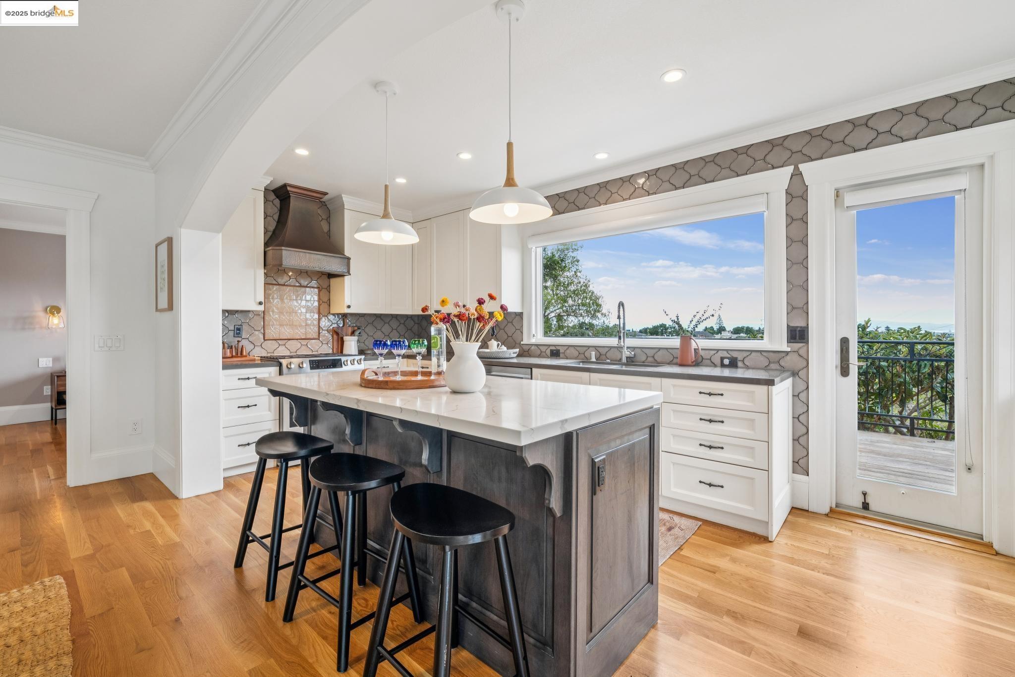 1107 Wellington St, Oakland