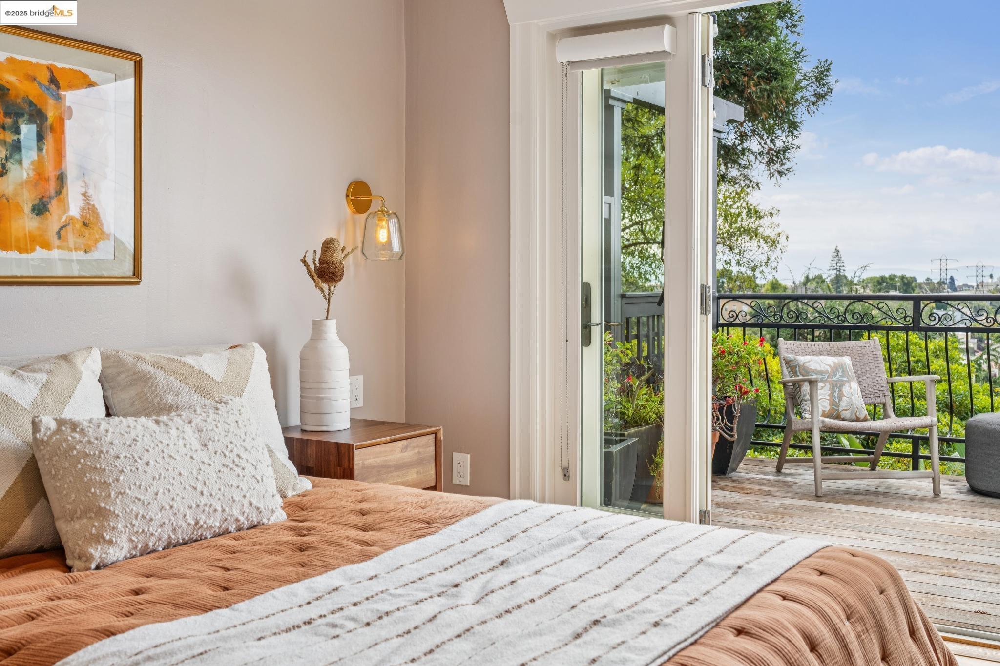 1107 Wellington St, Oakland