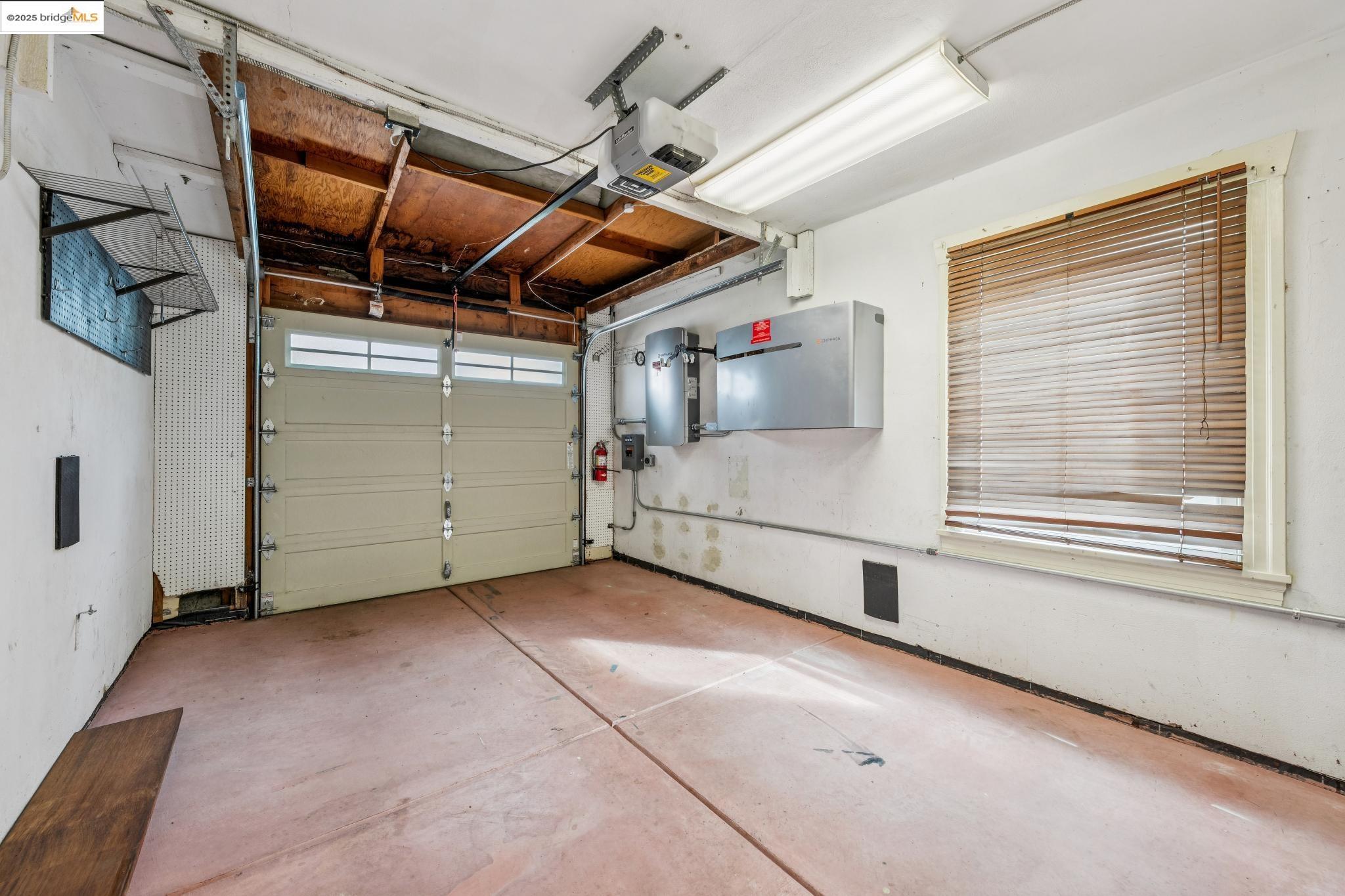 1107 Wellington St, Oakland