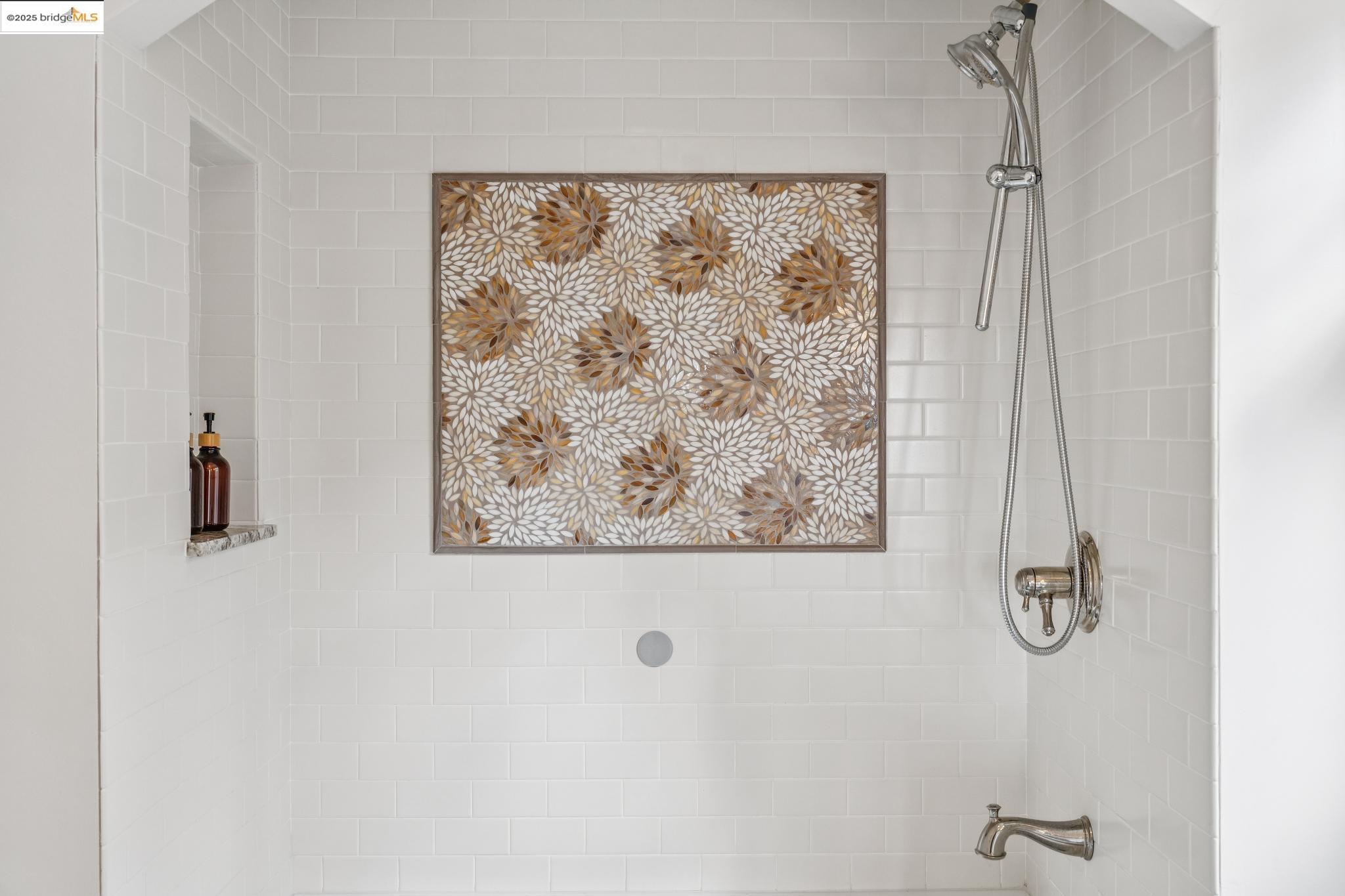 1107 Wellington St, Oakland