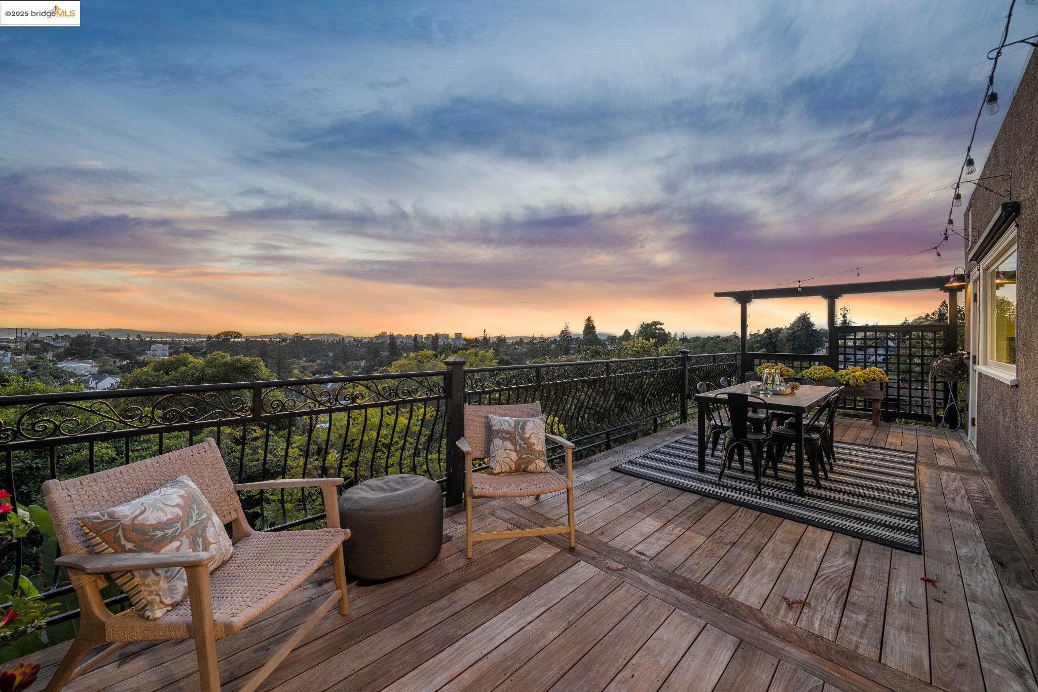 1107 Wellington St, Oakland