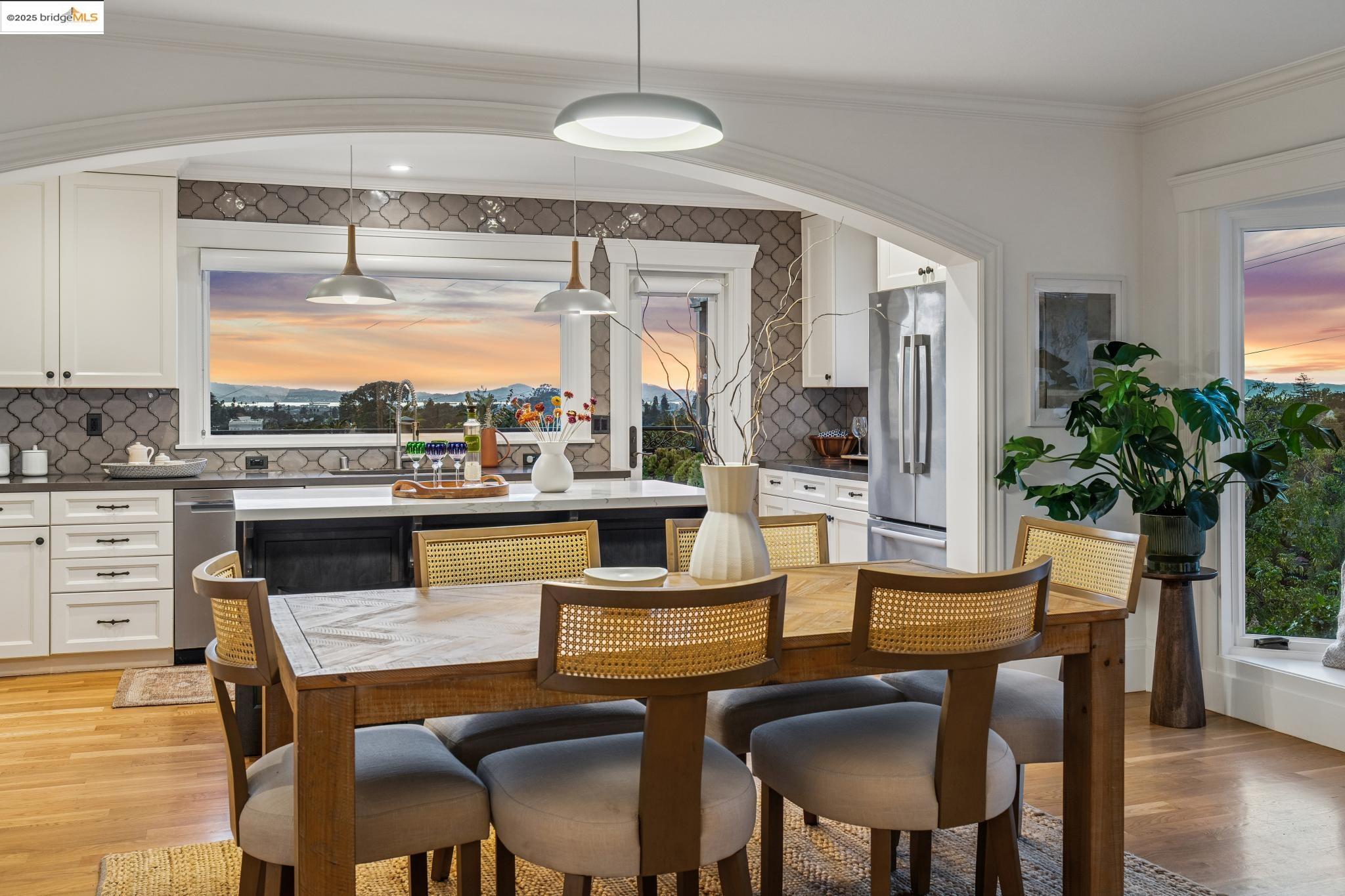 1107 Wellington St, Oakland