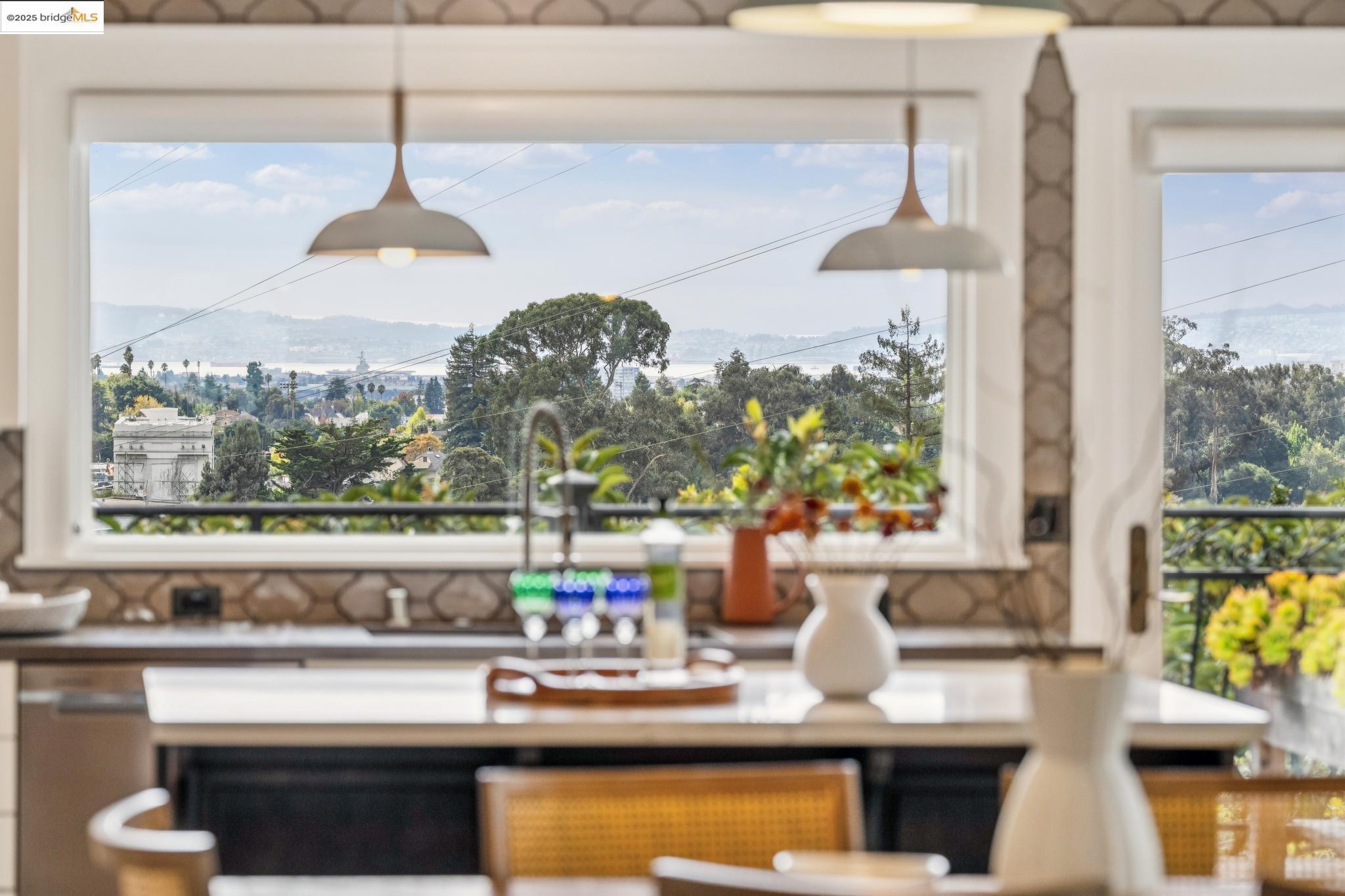 1107 Wellington St, Oakland