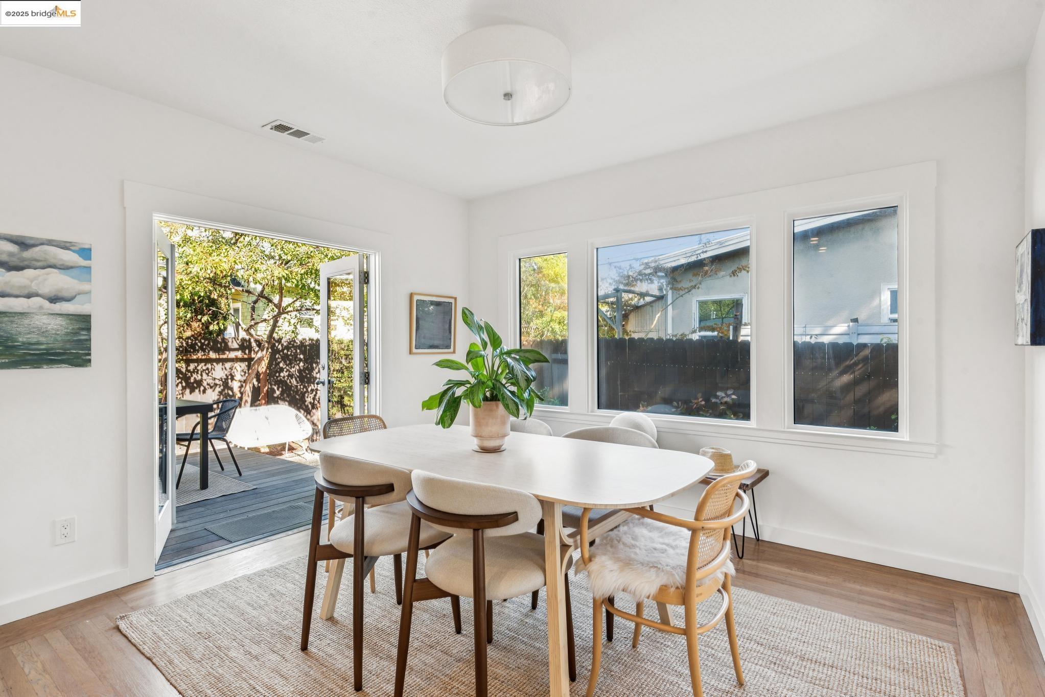 468 60th St, Oakland