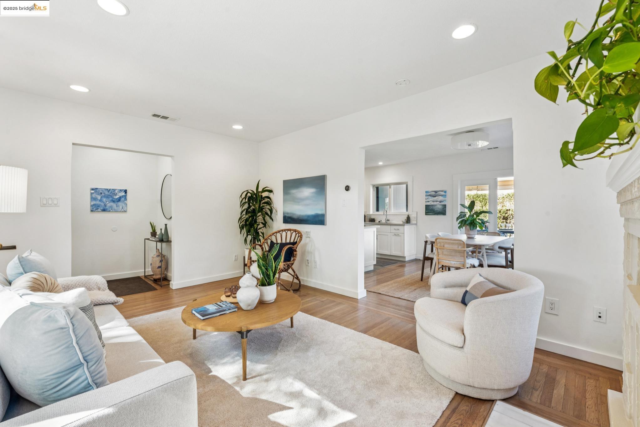 468 60th St, Oakland