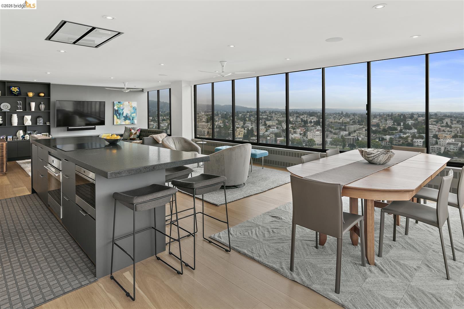 565 Bellevue Ave. # 1701