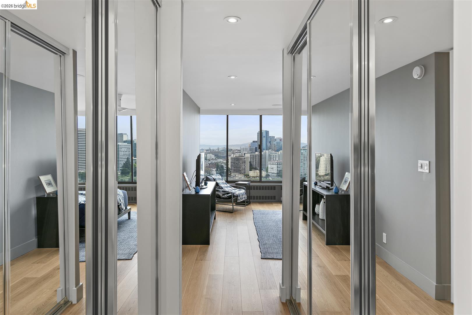 565 Bellevue Ave. # 1701