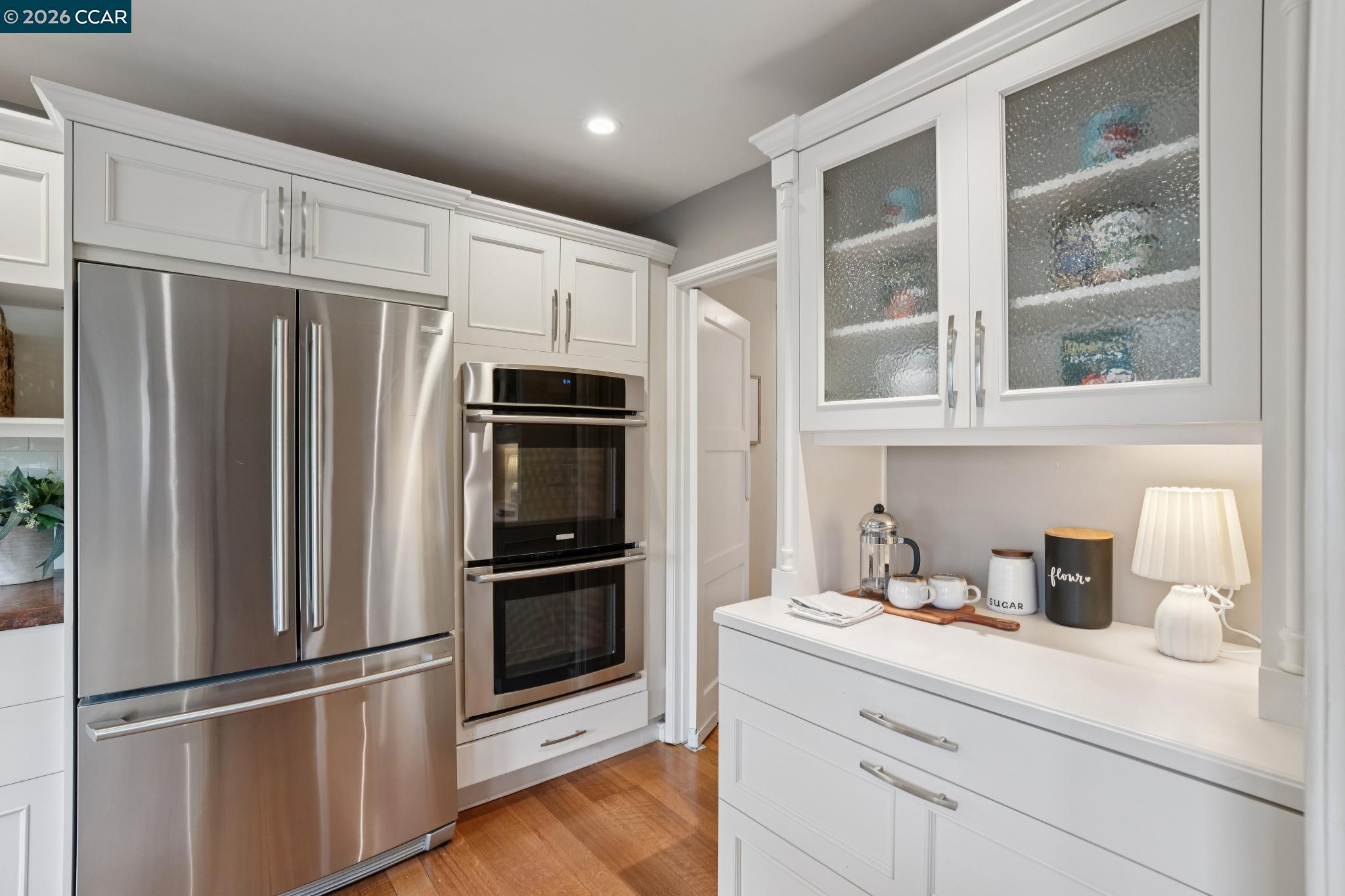5430 Proctor Ave