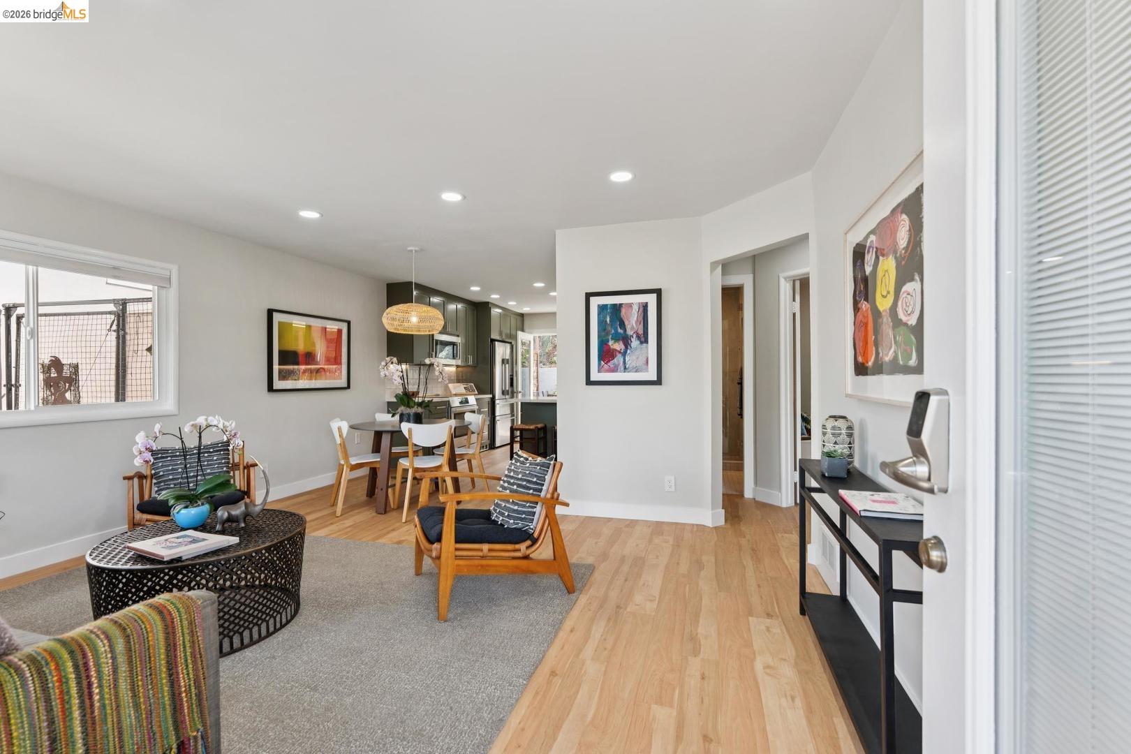 1501 Fairview AVE