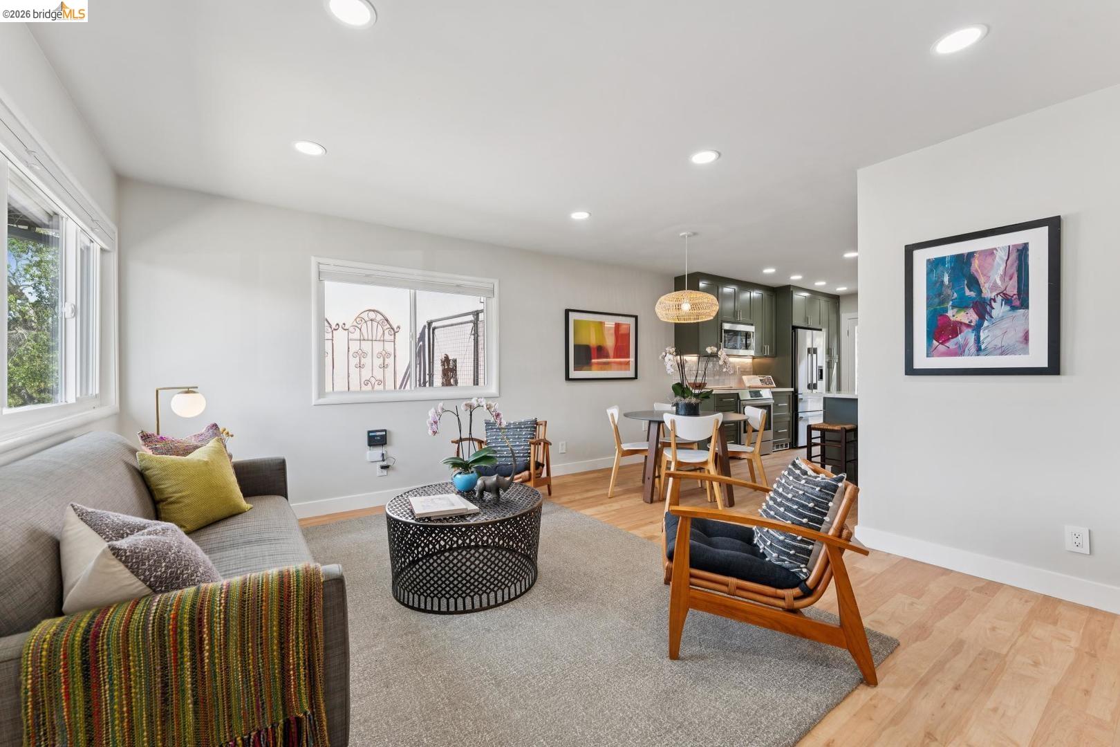 1501 Fairview AVE