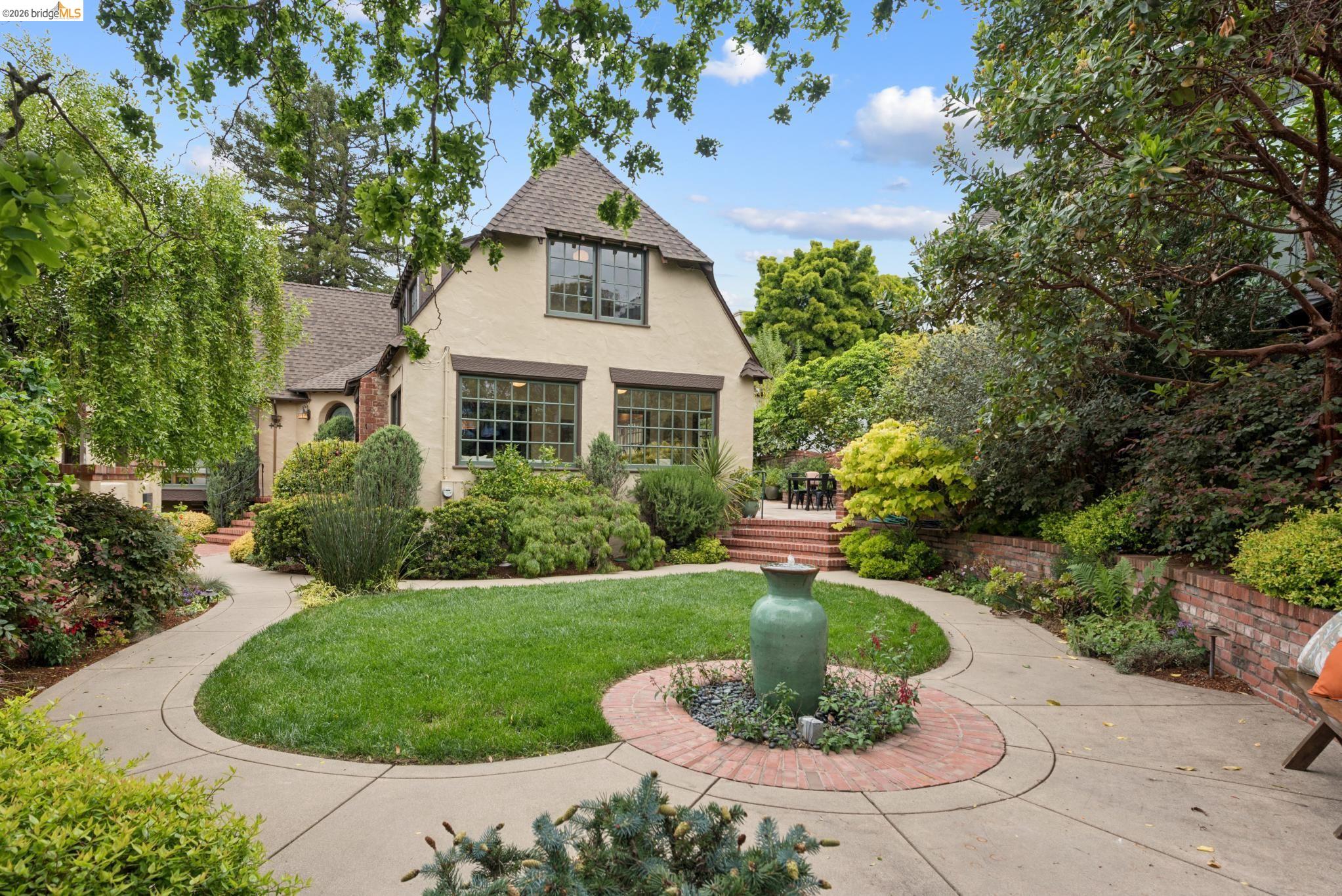 131 Montrose Rd