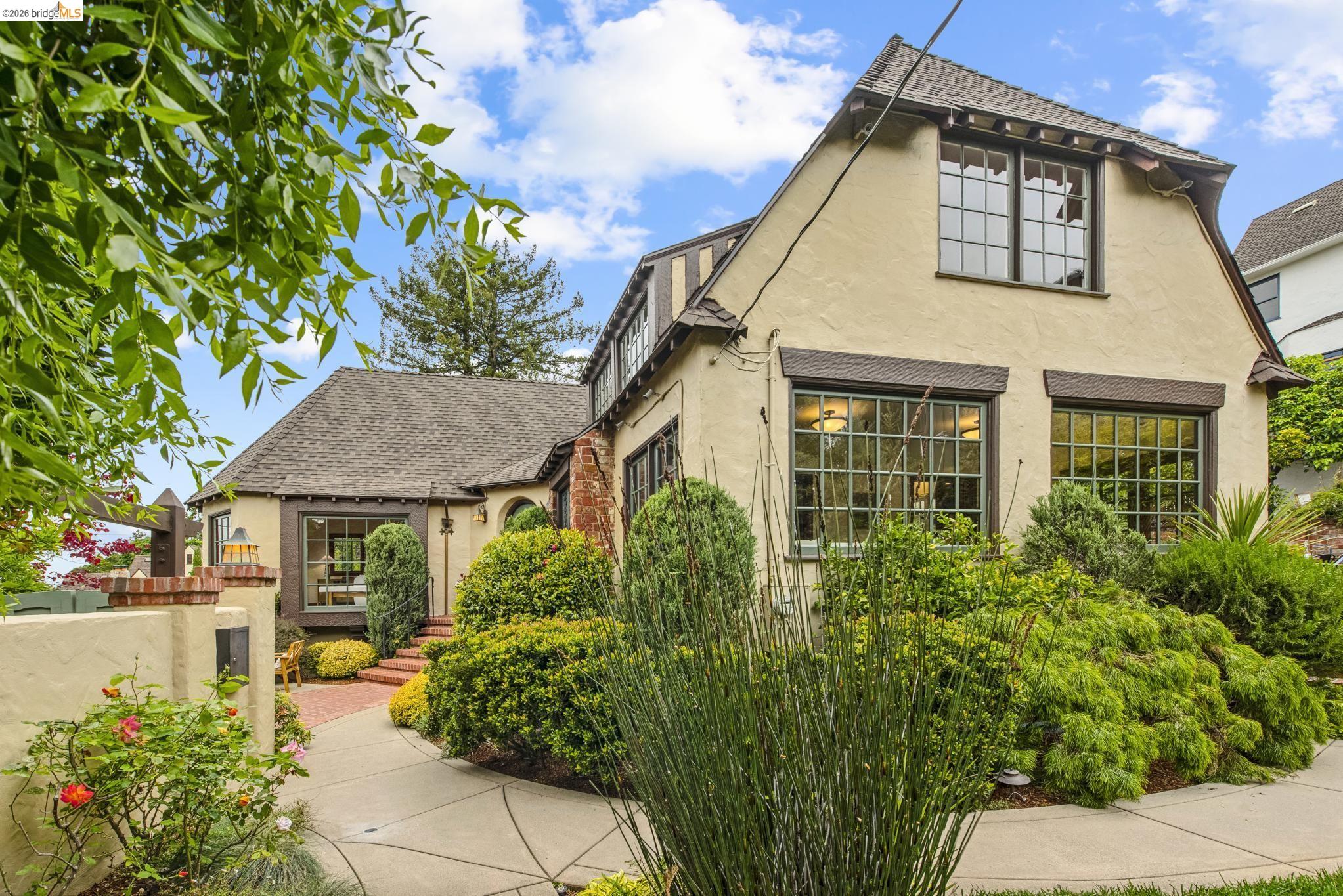 131 Montrose Rd