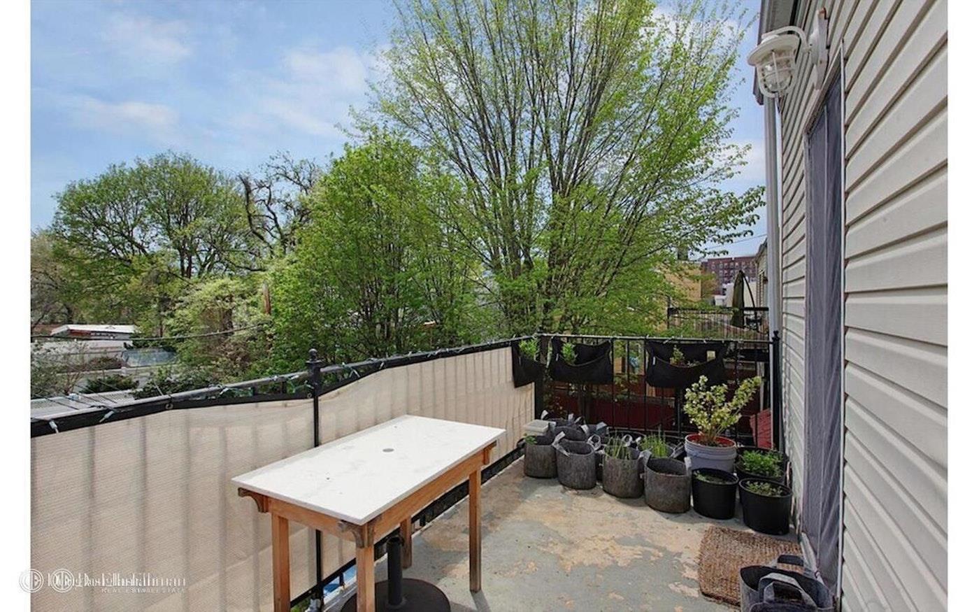 314 GREENWOOD Avenue 2