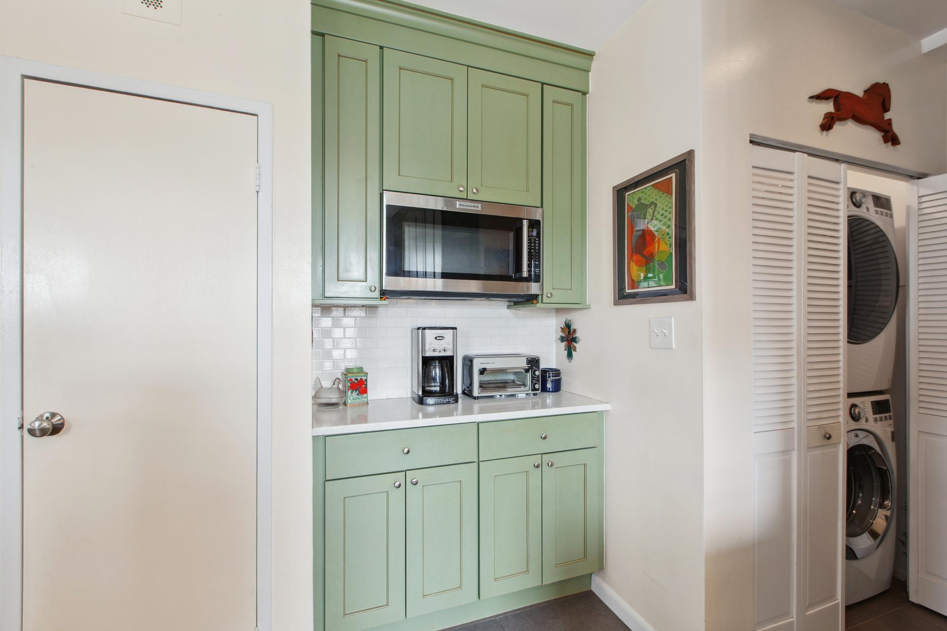 299 13TH Street 4B