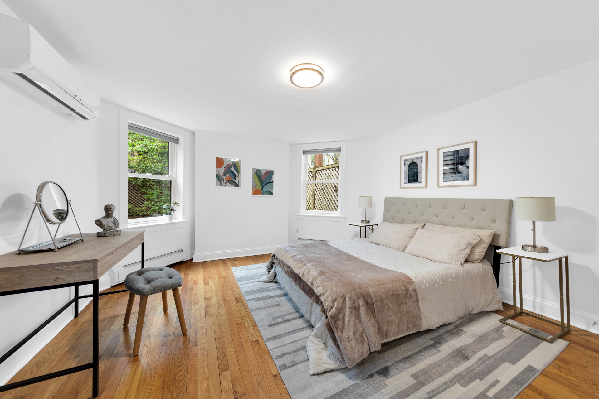 561 5TH Street 1