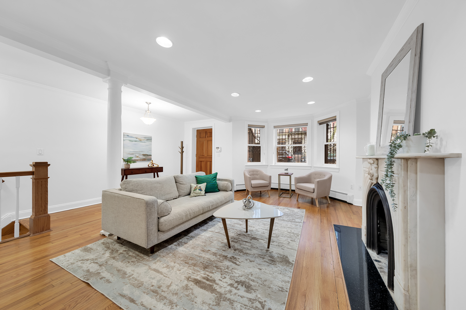 561 5TH Street 1