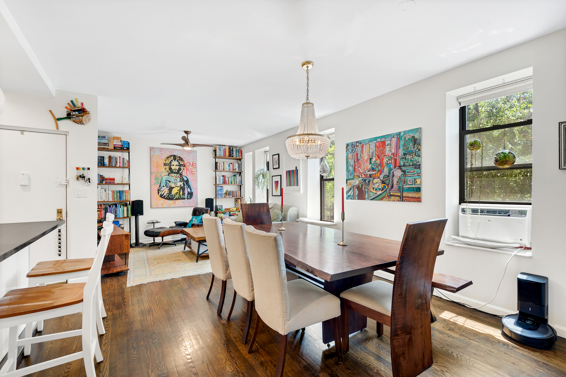 341 6TH Street 1F