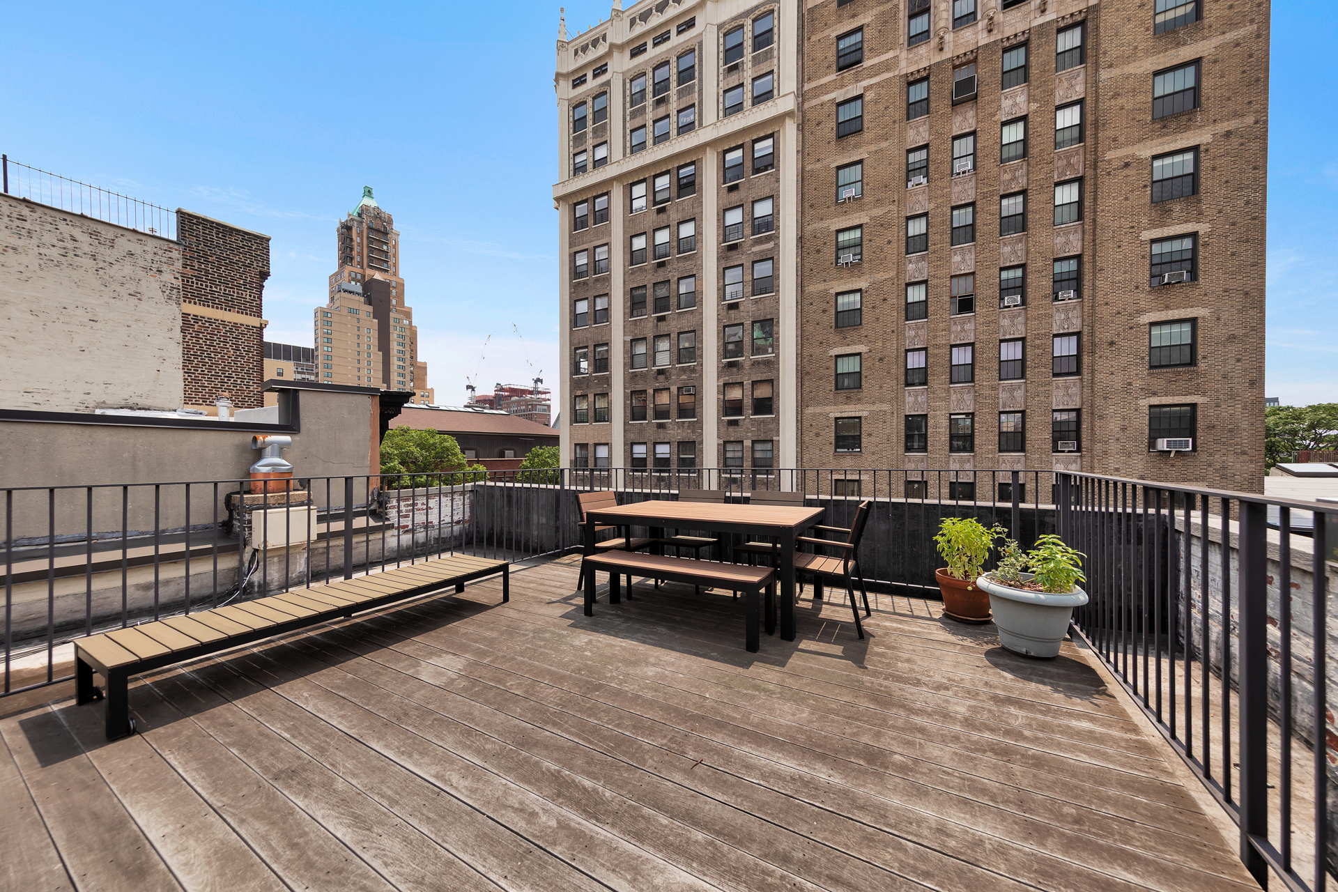 151 JORALEMON Street 21