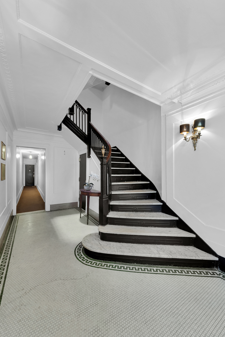 151 JORALEMON Street 21