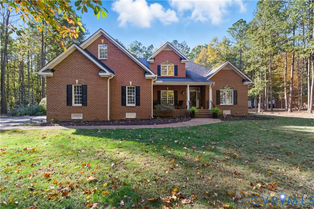 2861 Maple Grove Ln