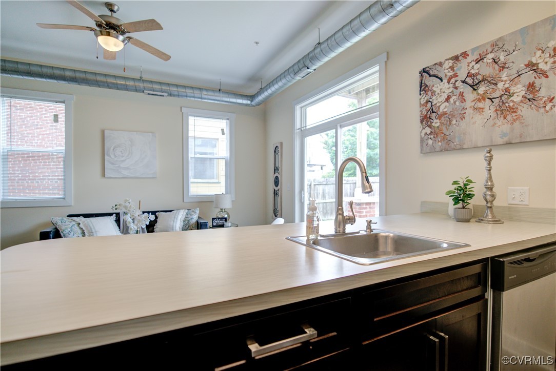 1020 Porter St Unit#103