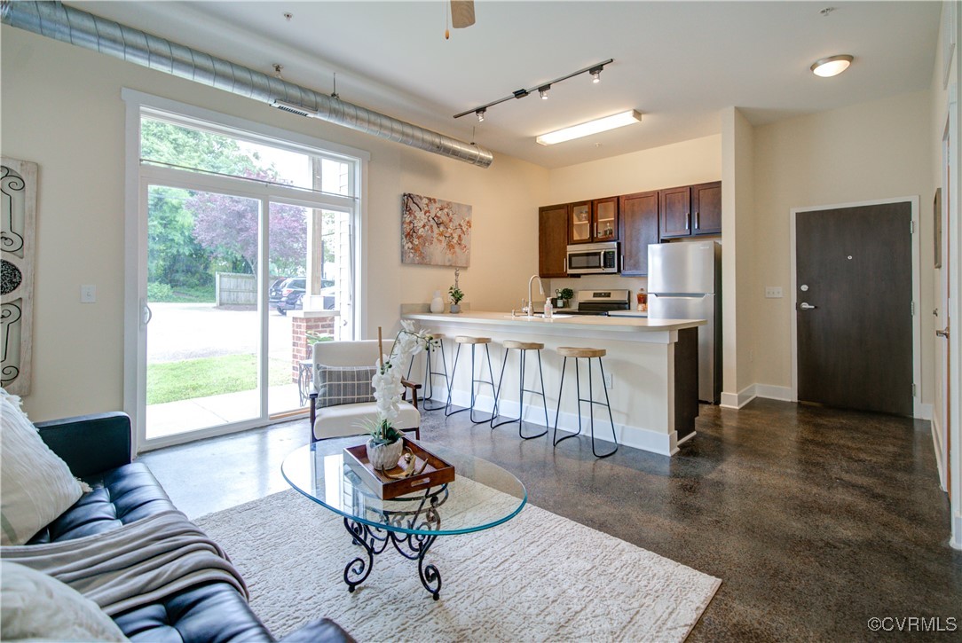 1020 Porter St Unit#103