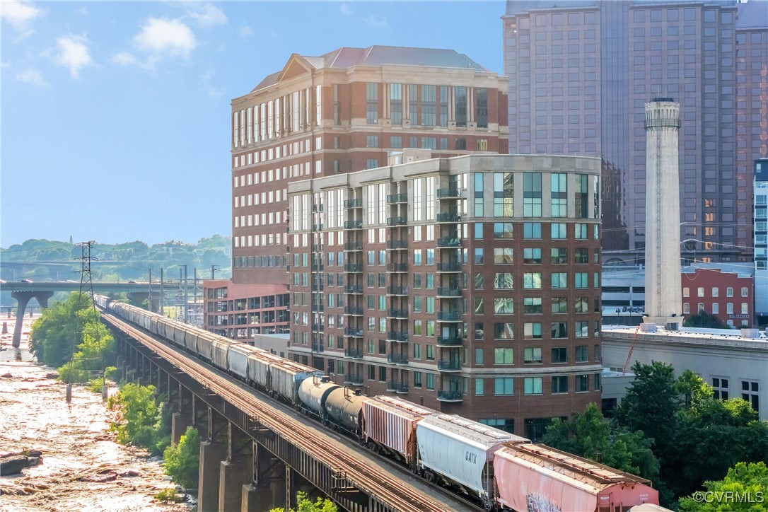 1101 Haxall Pt Unit#U215