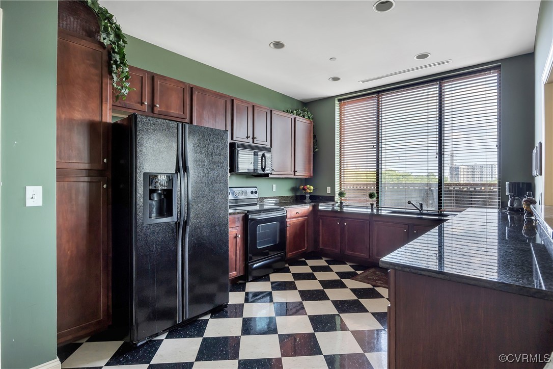 1101 Haxall Pt Unit#U215