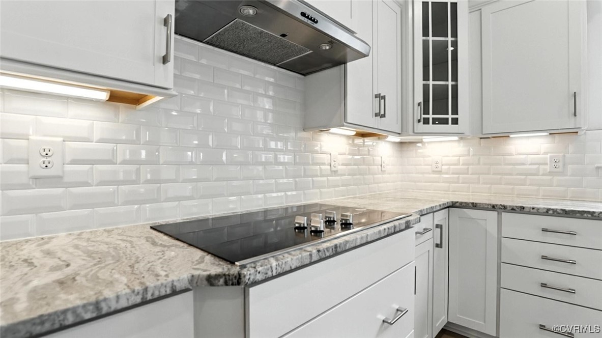 7095 Shining Armor Dr