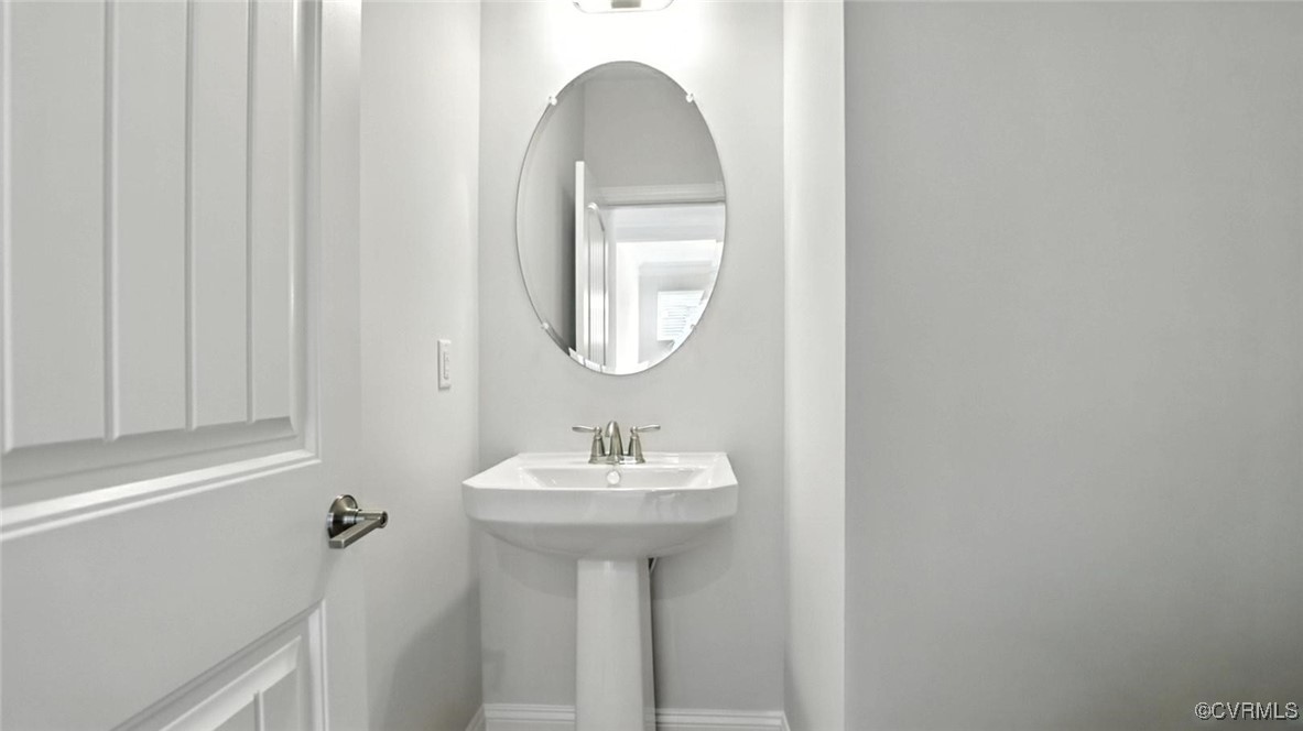 7095 Shining Armor Dr