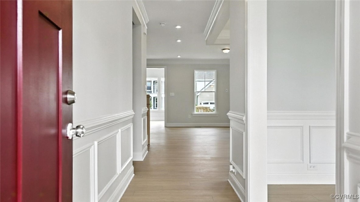 7095 Shining Armor Dr