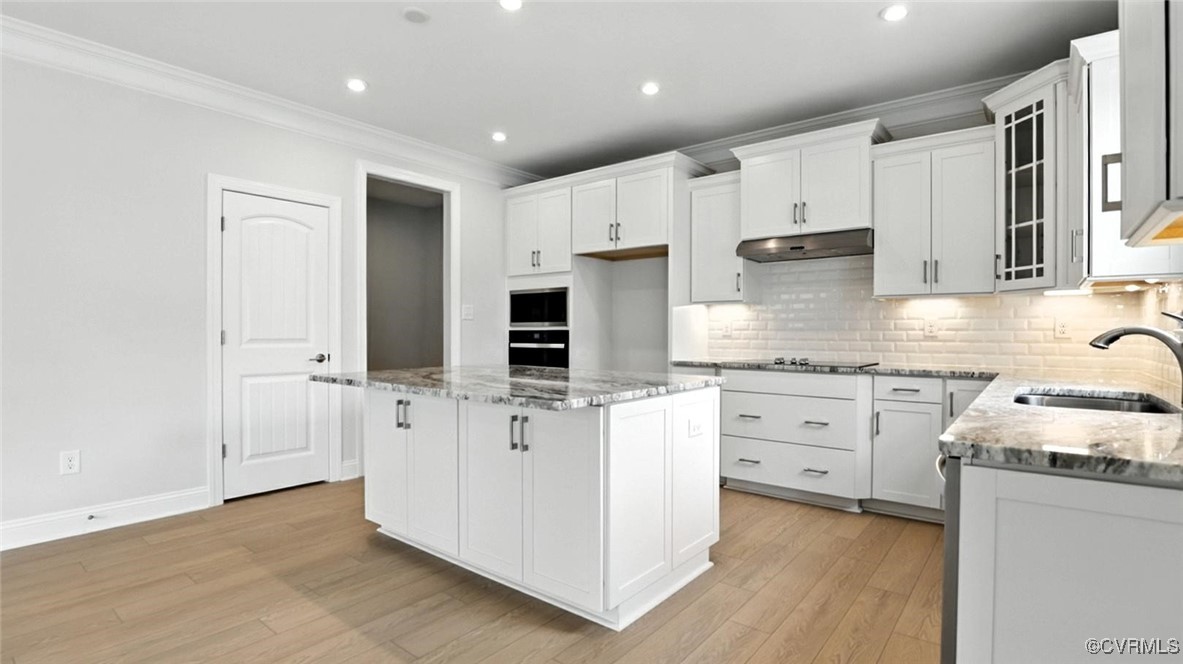 7095 Shining Armor Dr