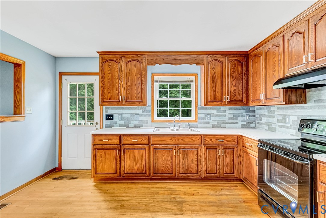 14050 W Patrick Henry Rd