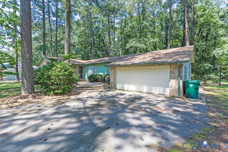 1801 Tudor Ln