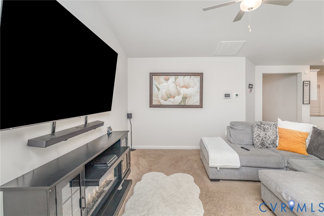 7903 Honeybee Ct