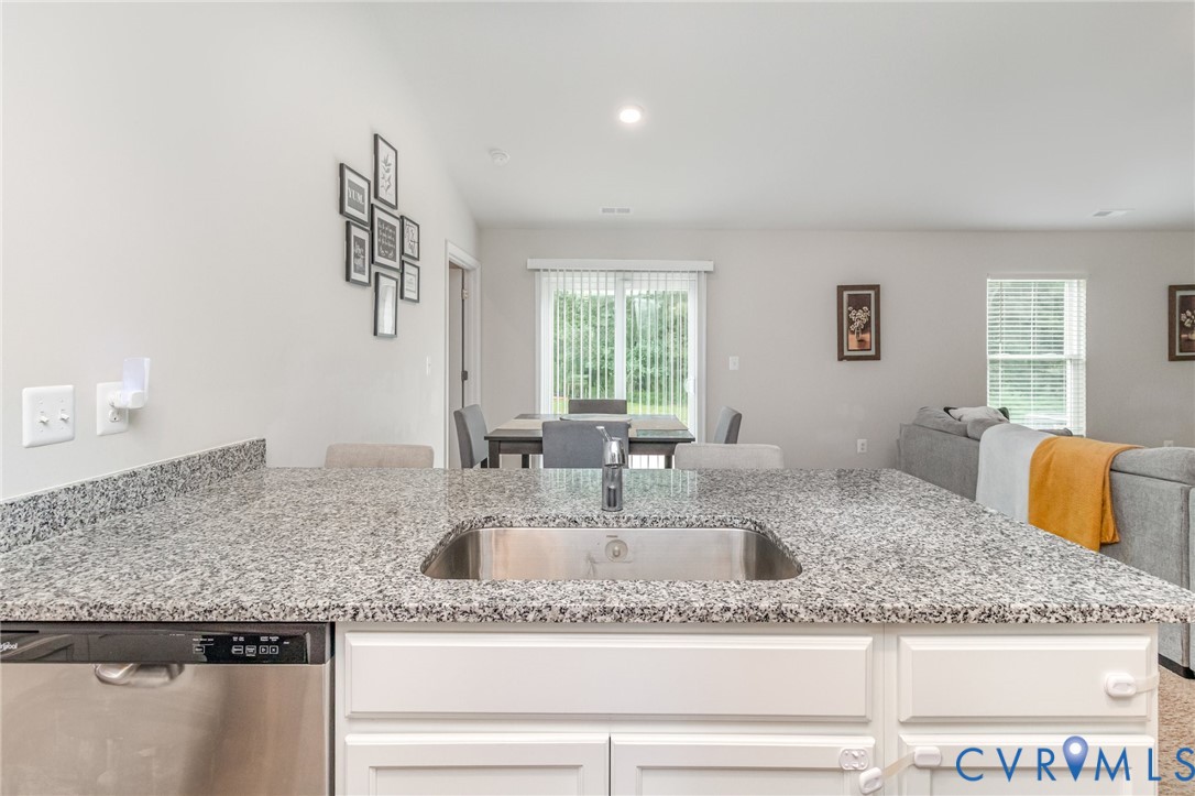 7903 Honeybee Ct