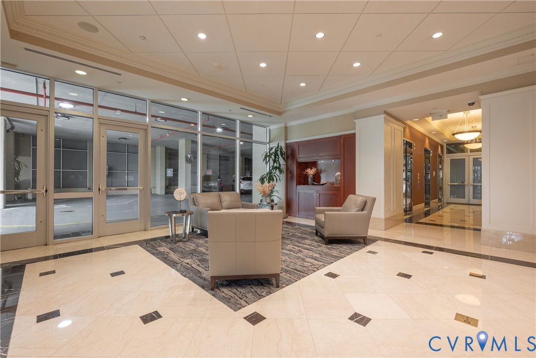 301 Virginia St Unit#814