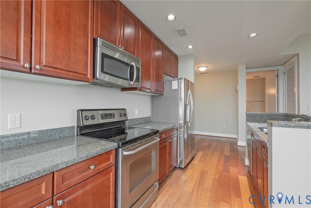 301 Virginia St Unit#814