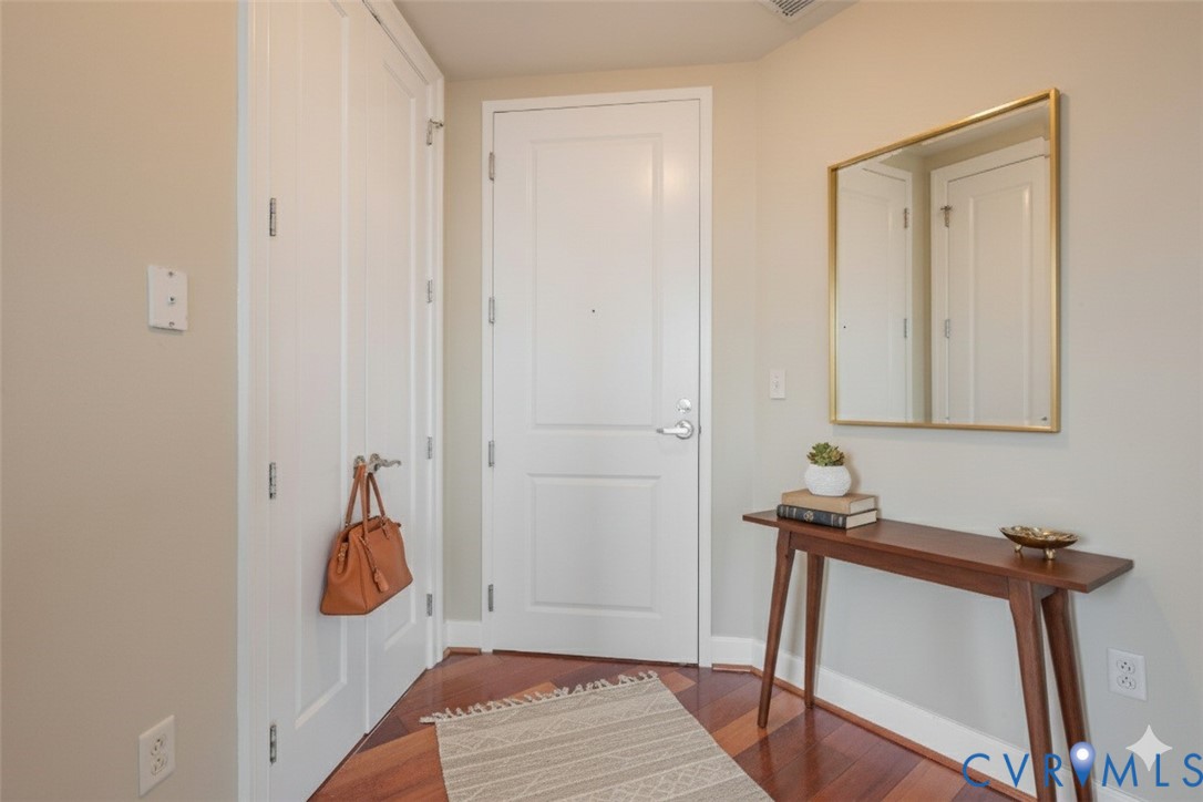 301 Virginia St Unit#814