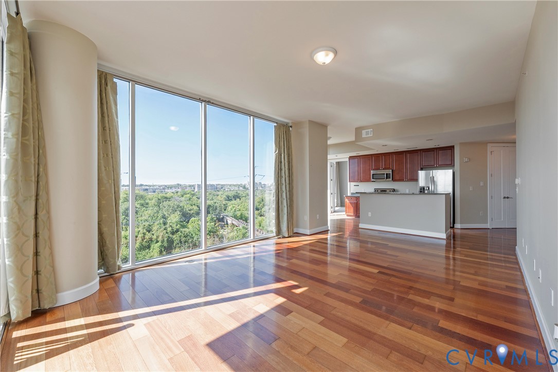 301 Virginia St Unit#814