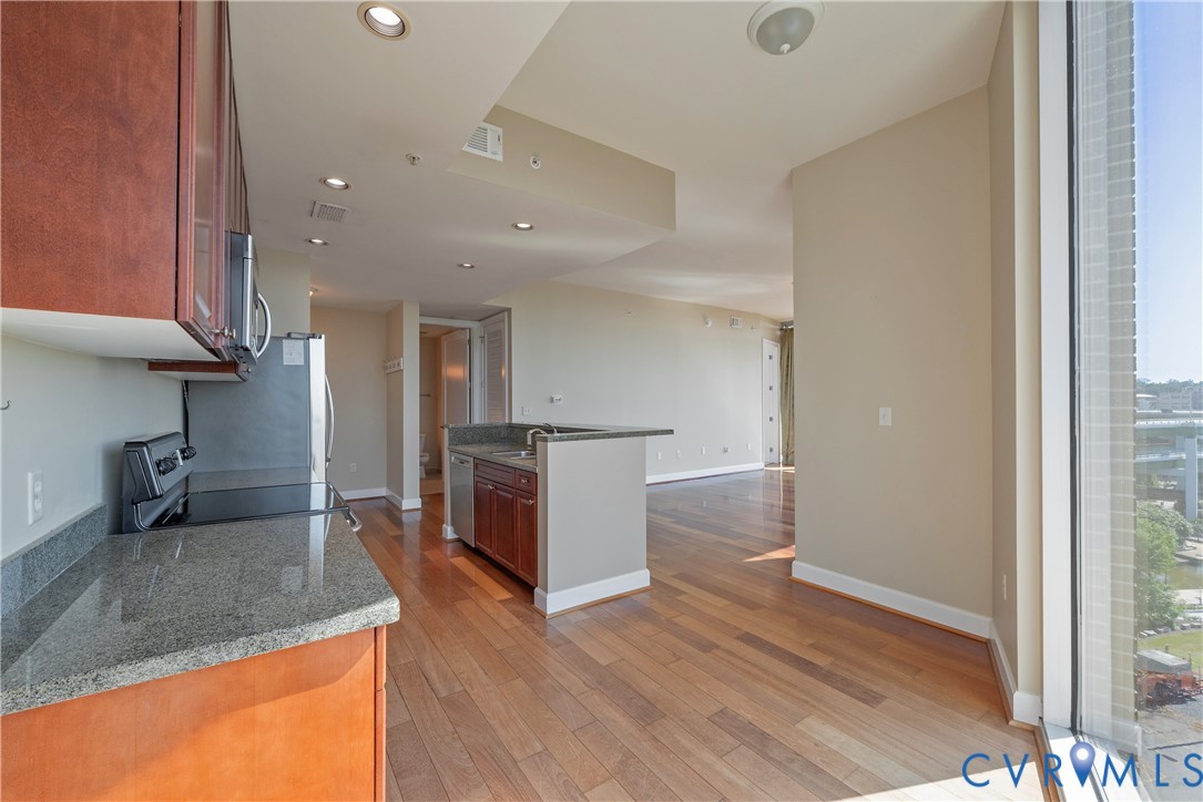 301 Virginia St Unit#814