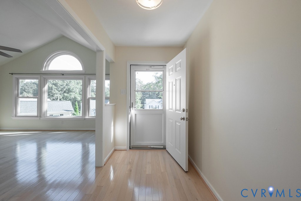 6171 Retreat Hill Ln