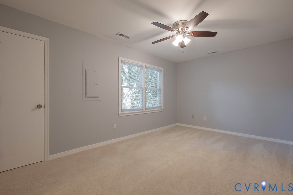 6171 Retreat Hill Ln