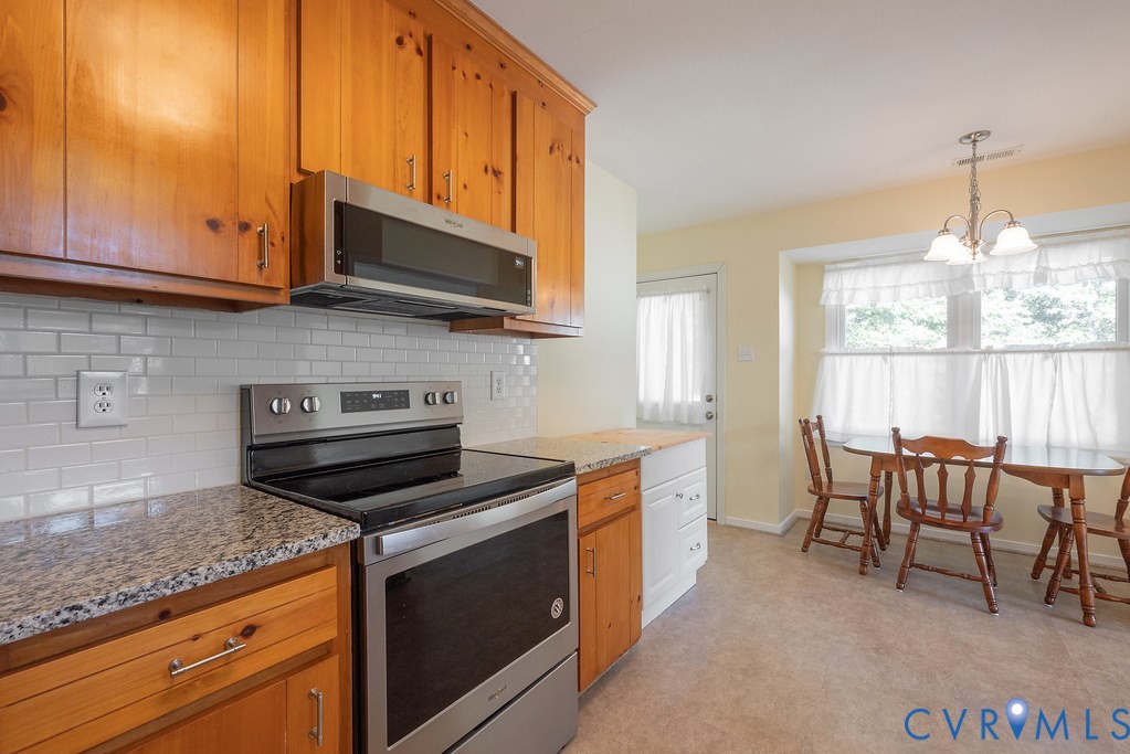 6171 Retreat Hill Ln