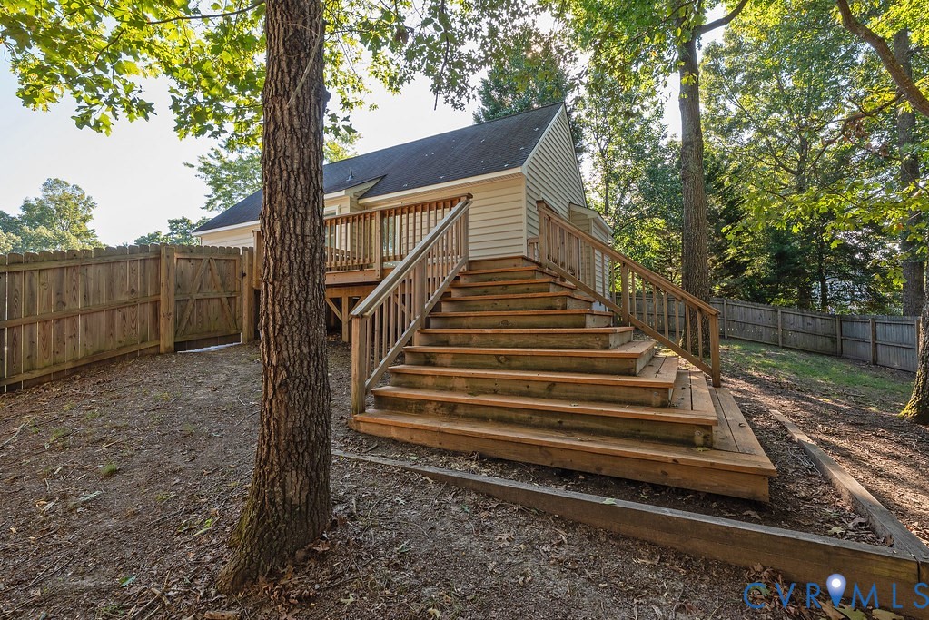 6171 Retreat Hill Ln