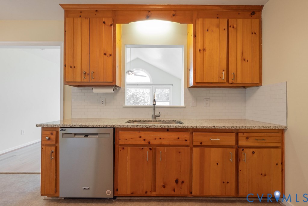 6171 Retreat Hill Ln