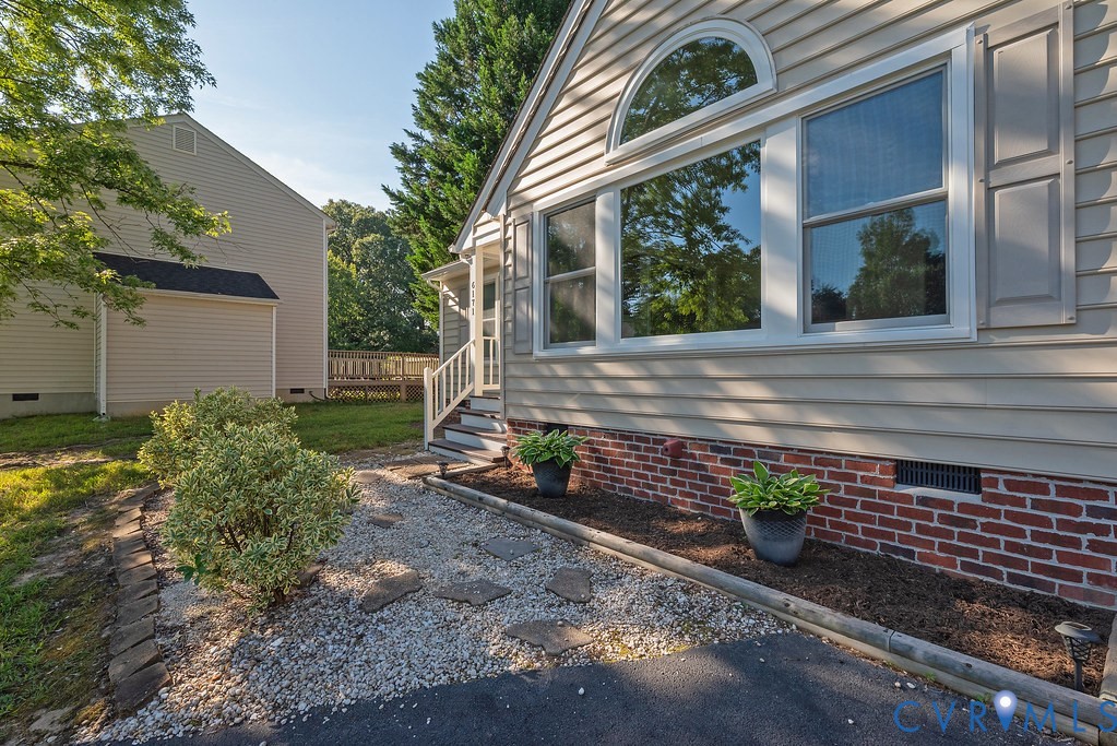 6171 Retreat Hill Ln