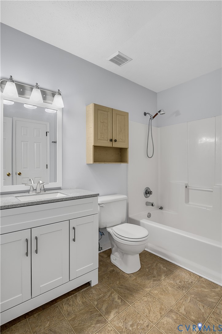 6146 Thicket Run Way